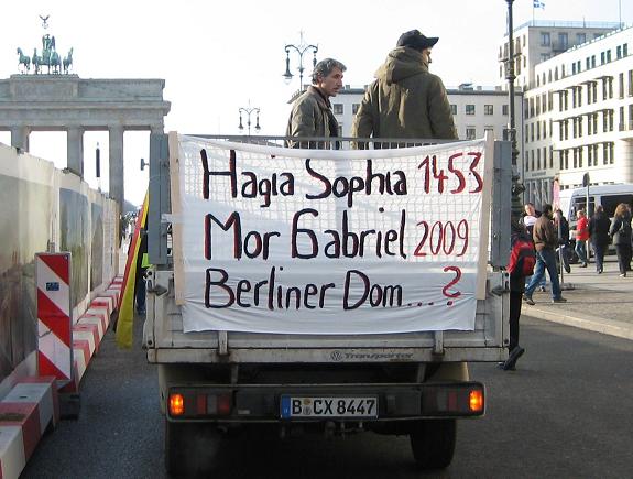 Mor Gabriel Demo Berlin