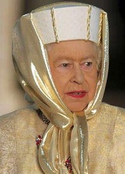 Königin Elizabeth II. mit Kopftuch