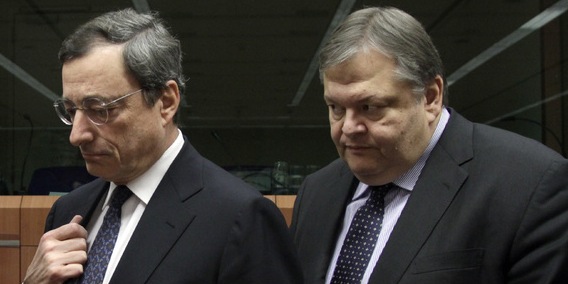 Griechenlands Finanzminister Evangelos Venizelos, r., und EZB Präsident Mario Draghi in Brüssel.