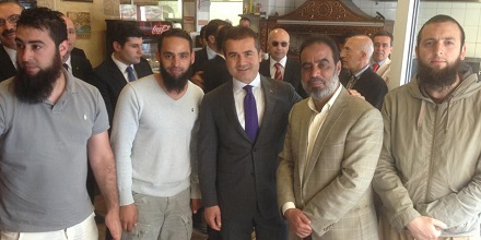 Türkischer AKP-Minister trifft deutsche Salafisten