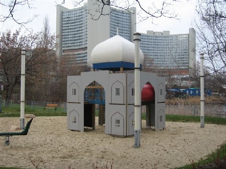 Moschee-Spielplatz