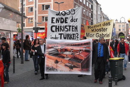 Mor Gabriel Demo in Köln