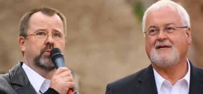 Unterstützer der Islamisierung Schleswig-Holsteins: Bad Segebergs Bürgermeister Dieter Schönfeld (SPD) und CDU-Ministerpräsident Carstensen
