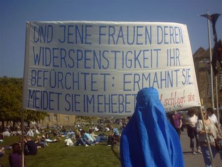 BPE- und PI-Demo gegen Frauenunterdrückung in Stuttgart