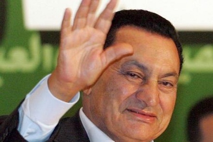 Mubarak tritt zurück