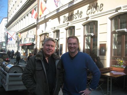 Dietmar Holzapfel mit PI-Autor Michael Stürzenberger (r.)