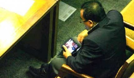 Der indonesische Parlamentsabgeordnete Arifinto wurde beim Ansehen eines Porno-Bildes auf seinem Computer erwischt.