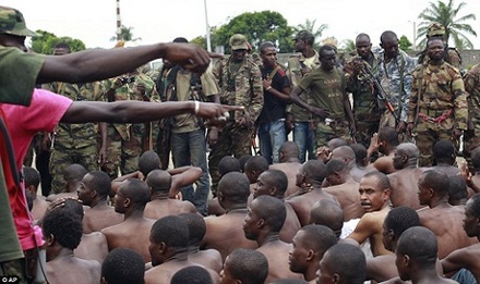 Gbagbo-Gefangene erwartet ein ungewisses Schicksal.