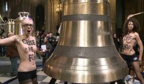 Femen in Notre-Dame