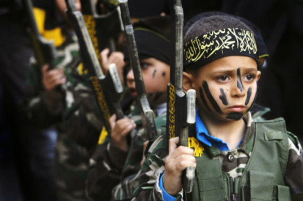 2014-hamas-children-training-for-jihad