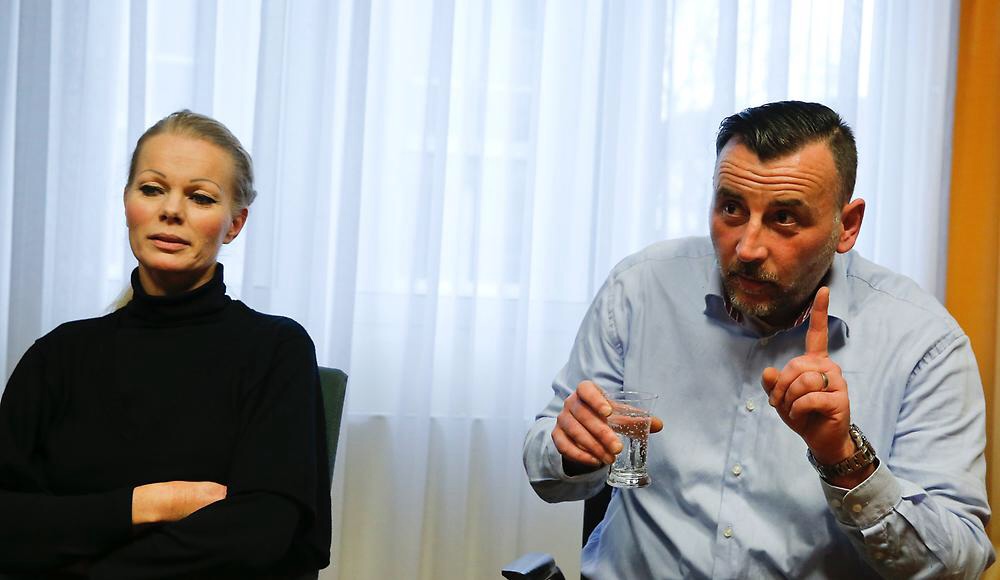 Kathrin Oertel und Lutz Bachmann in einem Interview mit Reuters