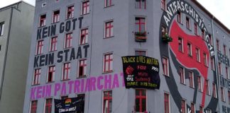 Das Antifa-Haus in Berlin-Friedrichshain an der Ecke Scharnweberstraße / Colbestraße.