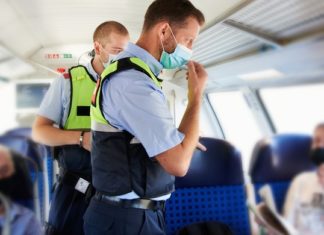 Chrupalla: 3G im Bahnverkehr ist Politik der Einkreisung gesunder Bürger Bisher können auch Ungeimpfte ohne Einschränkung Zug fahren und fliegen. Nach dem Willen der Bundesregierung soll das bald vorbei sein.