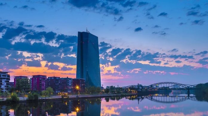 Das Digitalgeld ist die ultimative Machtergreifung von Staat und Banken über das Geld und damit zugleich das Erlangen der Kontrolle über alle Geldbesitzer (Foto: Europäische Zentralbank in Frankfurt).