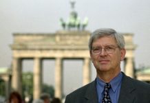 Joachim Jauer, der während seiner Korrespondentenzeit für das ZDF lange freiwillig in Ost-Berlin lebte, starb jetzt im Alter von 82 Jahren.