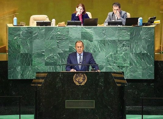In der UNO-Vollversammlung hat der russische Außenminister Lawrow eine Rede gehalten, die man mit Fug und Recht als historisch bezeichnen muss.