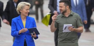 Siegestrunken: EU-Kommissionspräsidentin Ursula von der Leyen lobte bei ihrem Besuch in Kiew den ukrainischen Präsidenten Wolodymyr Selenskyj: „Ich möchte Ihnen zu Ihrem militärischen Erfolg gratulieren.“