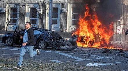 Im Zentrum der ukrainischen Hauptstadt Kiew ist es zuletzt zu schweren Explosionen gekommen.