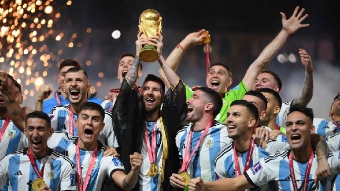 Die argentinische Nationalmannschaft mit Superstar Lionel Messei ist verdienter Sieger der Fußball-WM in Katar.