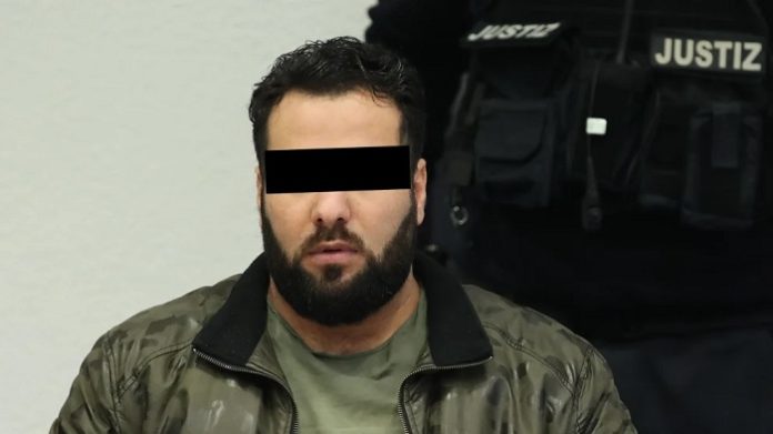 Unfassbar: Nizar A. (27) musste sich wegen Totschlags und schwerer Misshandlung von Schutzbefohlener verantworten und wurde - freigesprochen!