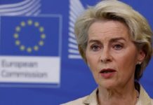EU-Kommissionspräsidentin Ursula von der Leyen ist nicht gewählt, sondern von Lobbyorganisationen berufen – das Ganze nur scheindemokratisch, in Wirklichkeit oligarchisch.