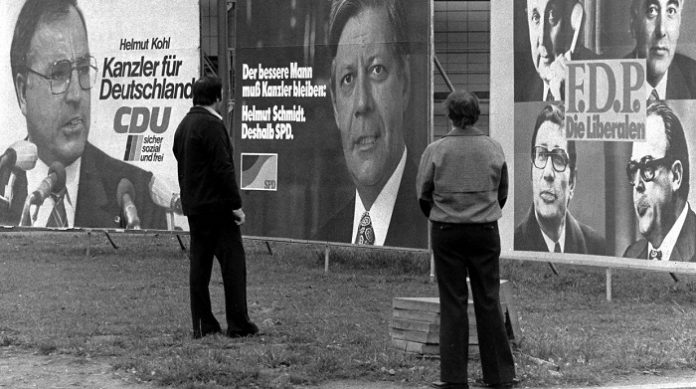 Da war die westdeutsche Welt noch in Ordnung: Wahlplakate der Parteien zur Bundestagswahl 1976, damals noch ohne die Grünen.