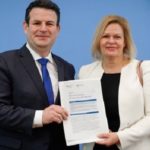 Der Rohrkrepierer "Fachkräfteeinwanderungsgesetz" wurde im März stolz präsentiert von Arbeitsminister Hubertus Heil und Innenministerin Nancy Faeser.