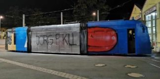 Der Waggon einer Straßenbahn in Nordhausen wurde jetzt mit einer öffentlichen Todesdrohung gegen den AfD-Oberbürgermeisterkandidaten Jörg Prophet verschandelt.