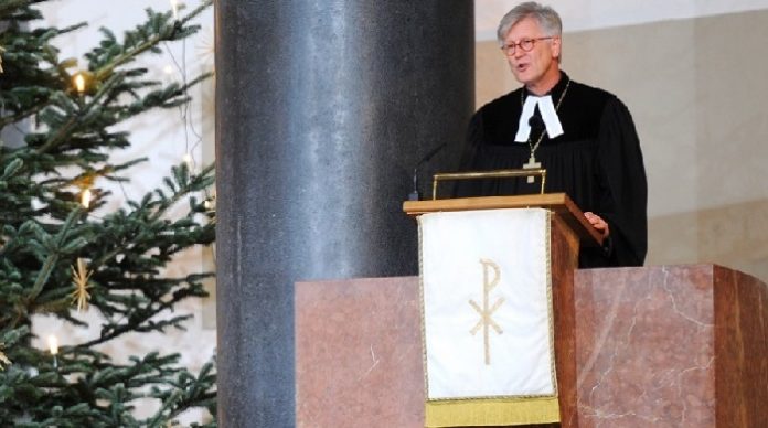 Wenn uns die Pfarrer und Priester wie der frühere EKD-Ratsvorsitzender Heinrich Bedford-Strohm (Foto) am Heiligen Abend wieder vom „Fürchtet euch nicht!“ erzählen, sollten wir daran denken: Unsere Furcht ist diesen Pfarrern und Priestern in Wahrheit völlig gleichgültig.