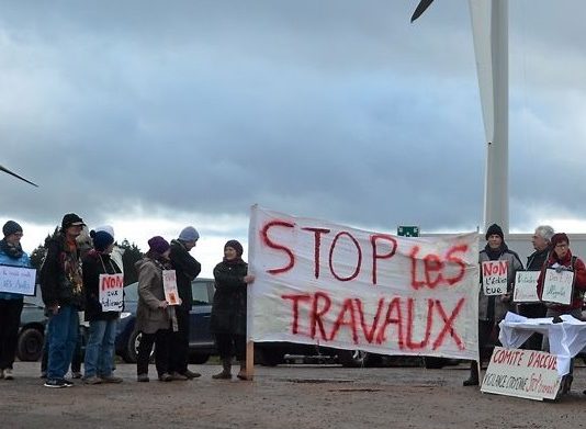 Bürgerprotest lohnt sich: In Frankreich werden jetzt die ersten Windkraftanlagen (WKA)) wieder abgebaut. Ziel der Anti-WKA-Bewegung ist, dass in fünf bis zehn Jahren alle terrestrischen Windkraftanlagen aus Frankreich verschwunden sein werden.