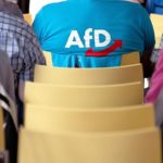 Eine politische Kraft wie die AfD „inhaltlich zu stellen“ ist vergleichsweise mühsam und enthält auch noch die Gefahr, dass die eigenen Argumente schwächer sein könnten, als die des politischen Gegners.