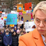 Unfassbar: Die NRW-Schulministerin Dorothee Feller (CDU) hat Lehrer aufgerufen, gemeinsam mit Schülern gegen Rechtsextremismus zu protestieren.
