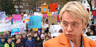 Unfassbar: Die NRW-Schulministerin Dorothee Feller (CDU) hat Lehrer aufgerufen, gemeinsam mit Schülern gegen Rechtsextremismus zu protestieren.