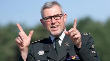 „Wir stecken tief in der Schei**e“: Marc Thys, Top-Militär aus Belgien, schlägt Alarm wegen der EU-Wehrfähigkeit.