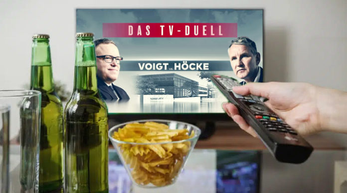 Bier & Chips bereithalten - heute Abend um 20:15 Uhr ist es soweit!