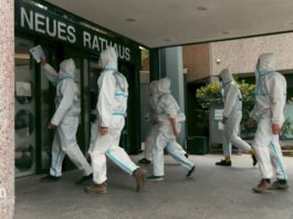 Die Linksextremisten drangen am Donnerstag vermummt ins Göttinger Rathaus ein und beleidigten die dortigen Mitarbeiter als "Nazis".