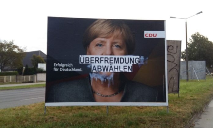 Schnappschuss eines CDU-Wahlplakates an der Bundesstraße 1 in Berlin (Lesereinsendung).