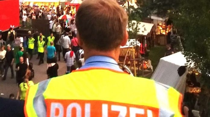 Bisher haben zehn Frauen bei der Polizei Anzeige erstattet, die beim Laternenfest von 