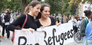 Am Anfang der "Flüchtlingskrise" sah Bahnhofsklatscherinnen noch häufig. Heute, zwei Jahre danach, ist die Realität der Naivität gewichen.