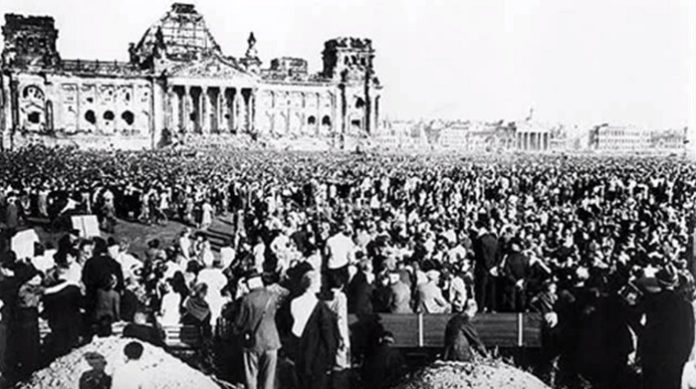 Die Rede des Berliner SPD-Oberbürgermeister Ernst Reuter am 9. September 1948 vor rund 300.000 Zuschauern ist bis beute unvergessen.