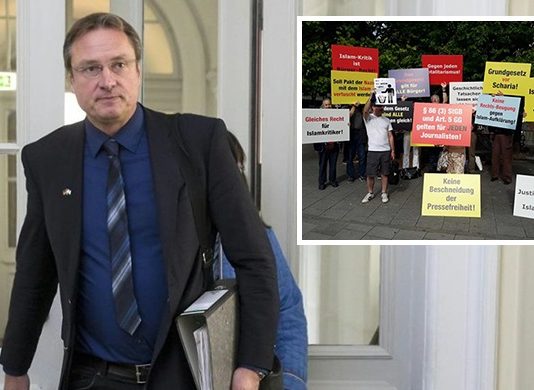 Die Proteste haben nichts gebracht - Michael Stürzenberger verlässt enttäuscht das Gerichtsgebäude.